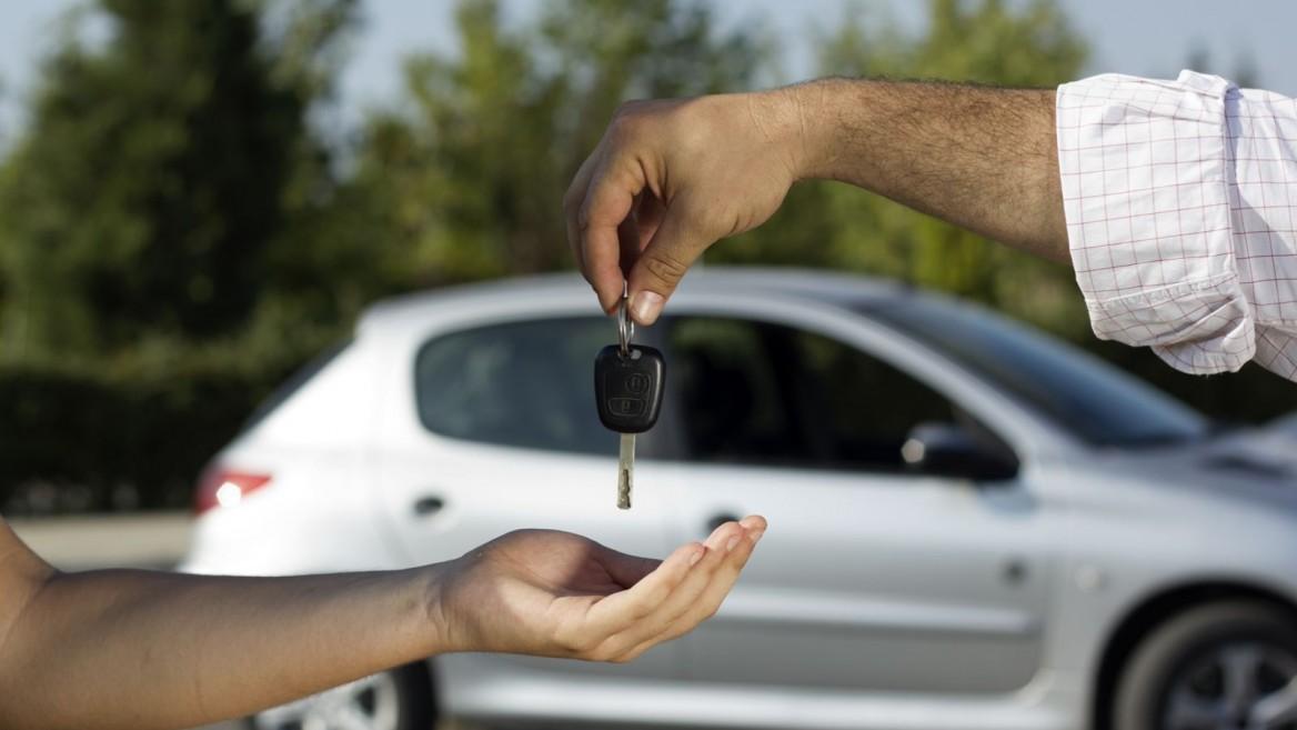 Aseguran que alquilar un auto es más barato que mantener uno propio