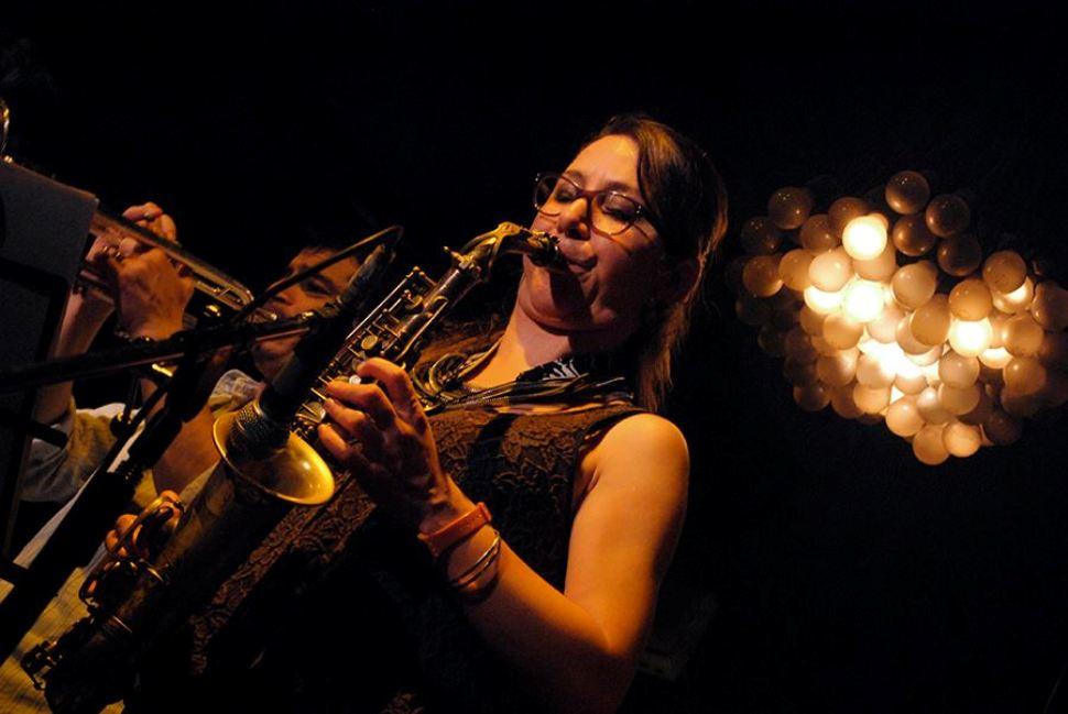 El saxofón de Yamile Burich sonará hoy en el Salta Jazz - LA GACETA Salta