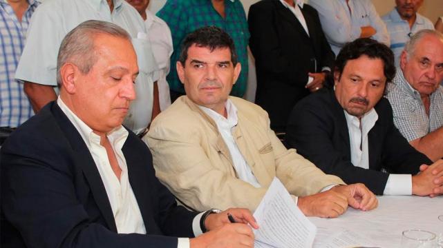 ACTO DE FIRMA DEL FRENTE ROMERO + OLMEDO. FOTO PRENSA DE JUAN CARLOS ROMERO.