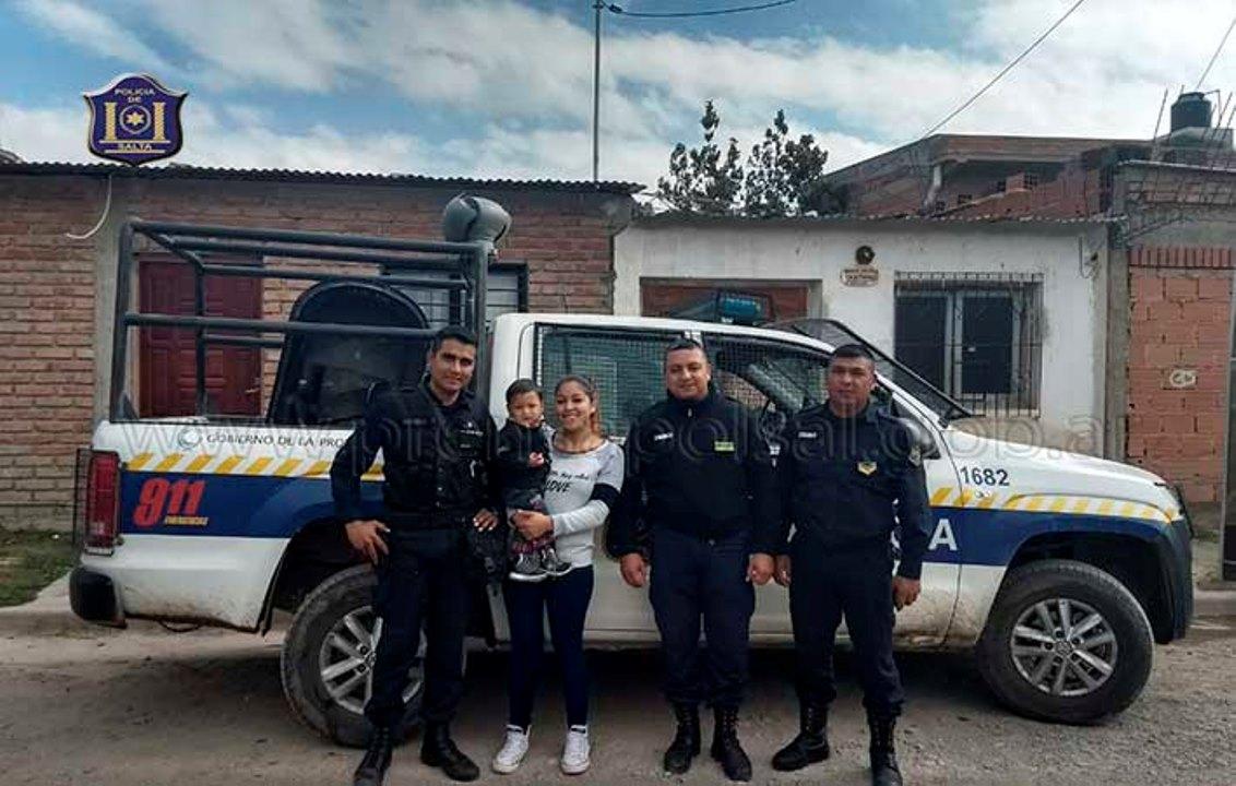 Policías Le Salvaron La Vida A Un Niño La Gaceta Salta 0567